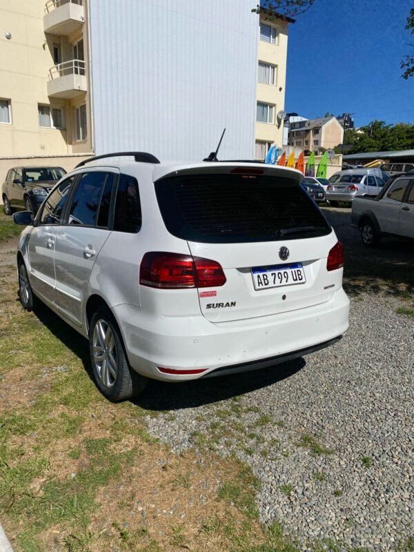 Volkswagen Suran 1.6 Highline I-motion 2017