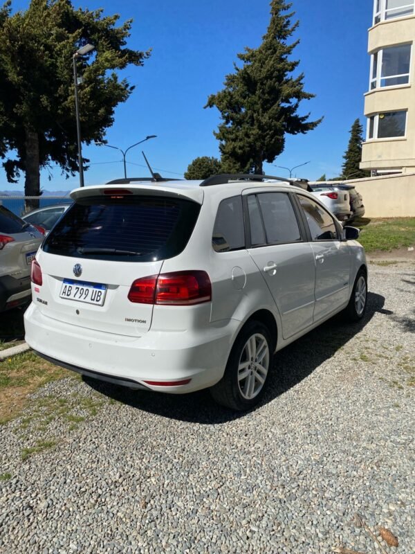 Volkswagen Suran 1.6 Highline I-motion 2017