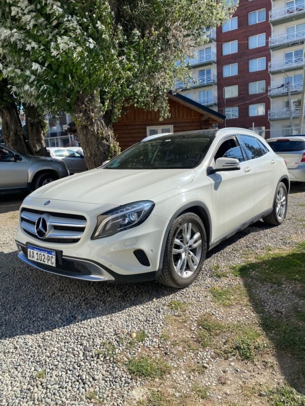 Mercedes-benz GLA250 4MATIC 2016