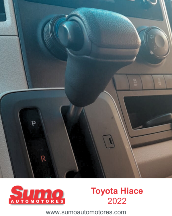 TOYOTA HIACE 2.8 tdi 6at L2H2 2022