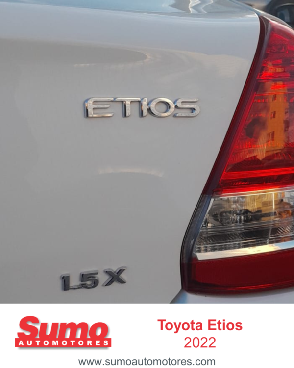 TOYOTA ETIOS X 1.45 6M/T  - 4 PUERTAS - 2022