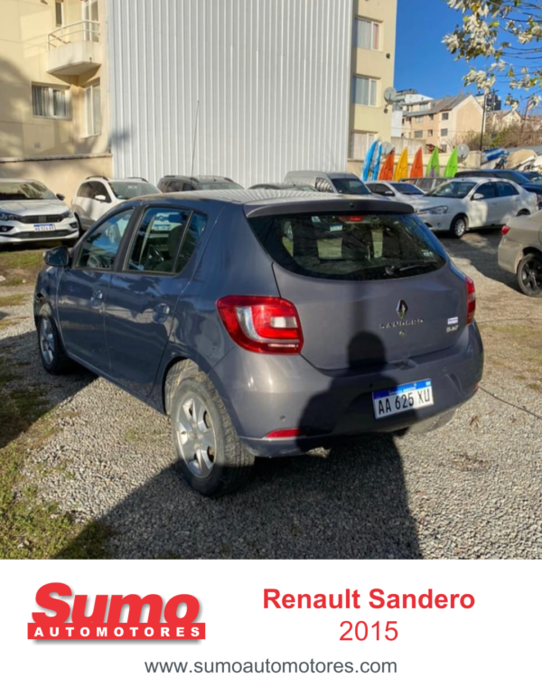 RENAULT SANDERO Privilege 1.6 16V  2015