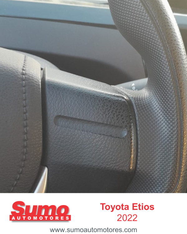 TOYOTA ETIOS X 1.45 6M/T  - 4 PUERTAS - 2022