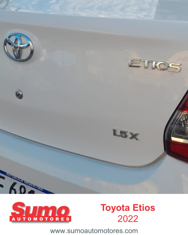 TOYOTA ETIOS X 1.45 6M/T  - 4 PUERTAS - 2022